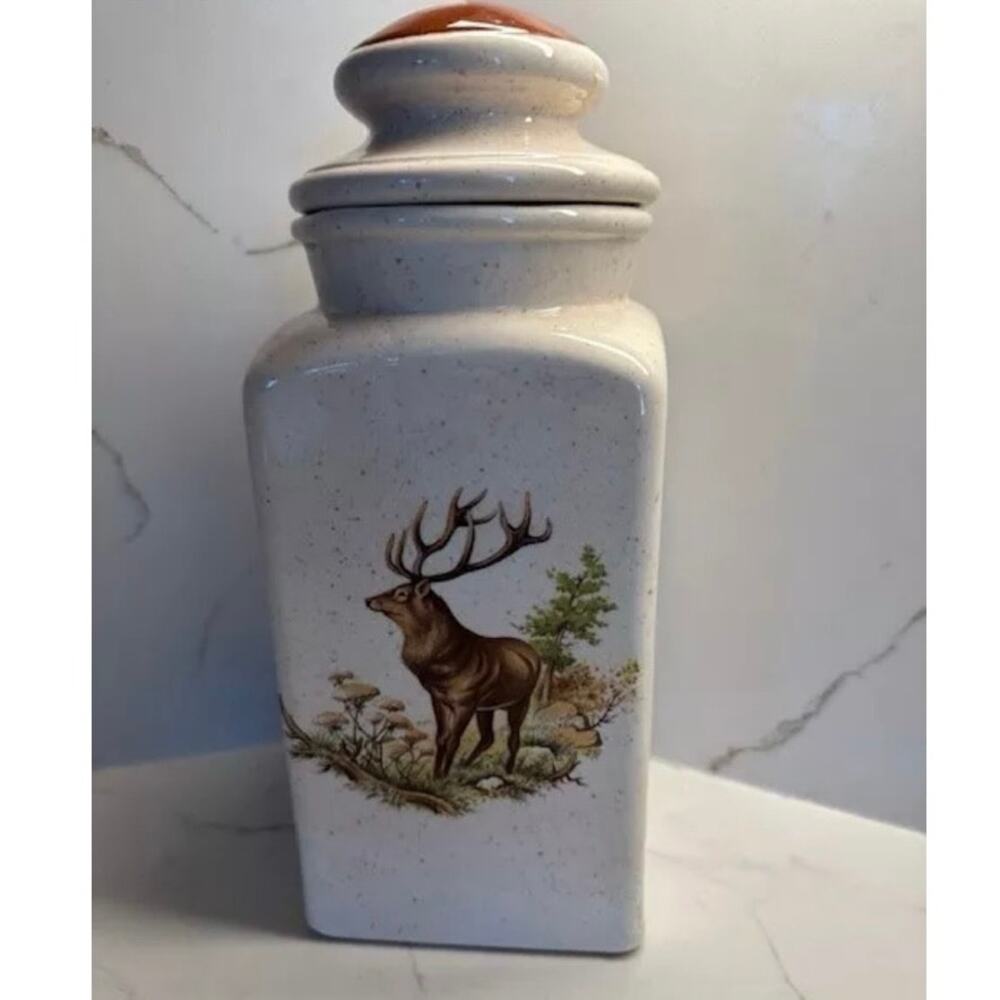 Rare Hunter Deer Buck Doe Speckled Canister/Jar/Cookie Jar Lid, Vintage 1970's